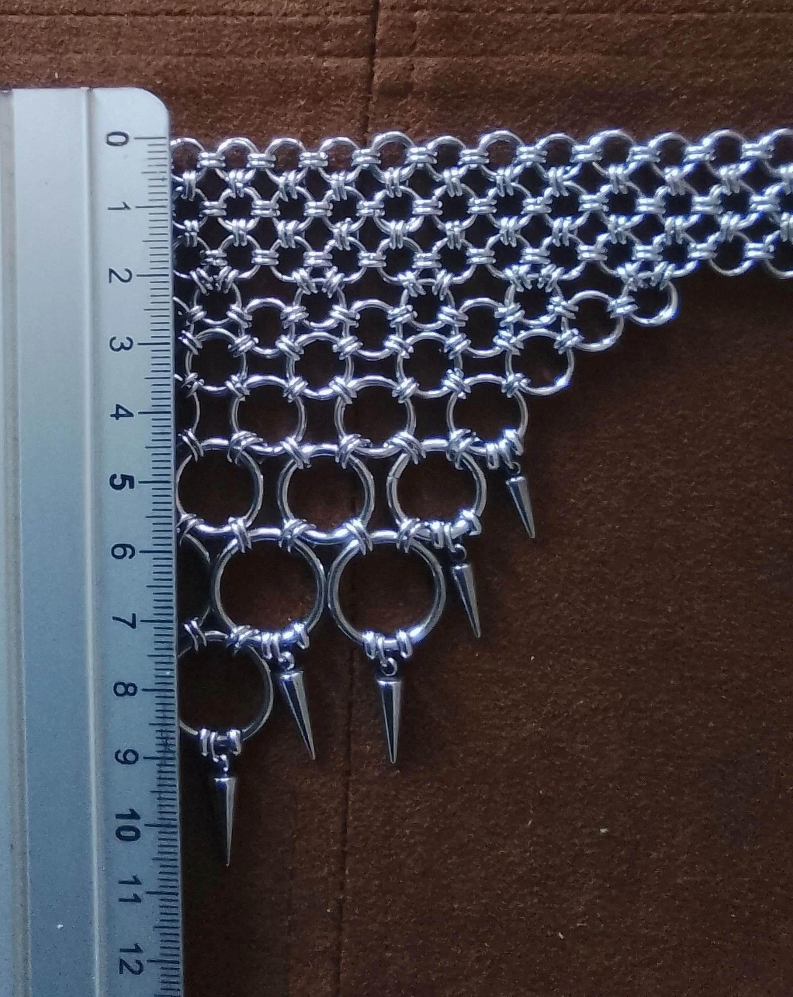 Collier choker escote chainmail japonés creciente unisexe – photo 8